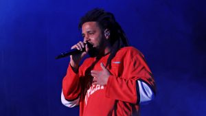 American rapper J. Cole has tendered unreserved apology to colleague Kendrick Lamar for dissing him lyrically.