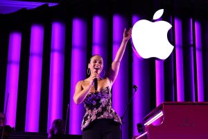 Apple Kicks Off 50th Anniversary Celebrations with Special Alicia Keys Performance at Apple Grand Central in New YorkÂ
